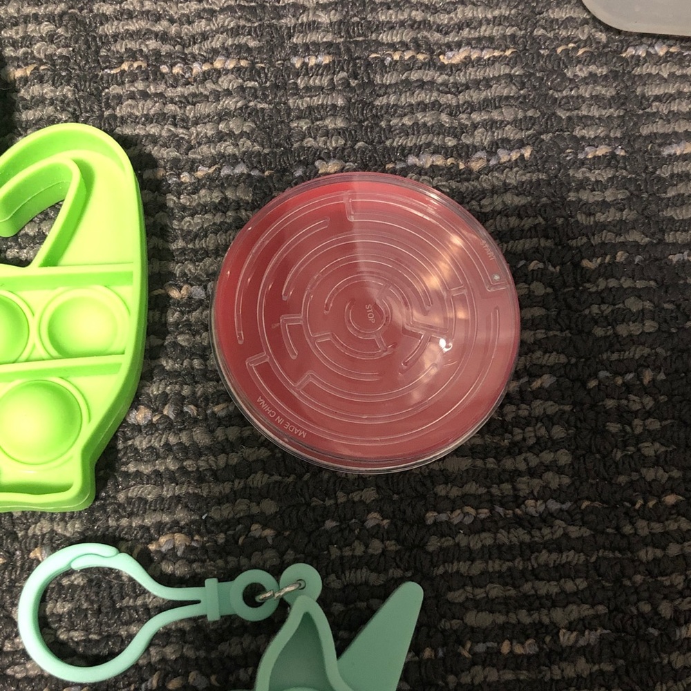 🛍️ Pop Fidget Toy Collection - Picture 5 of 5